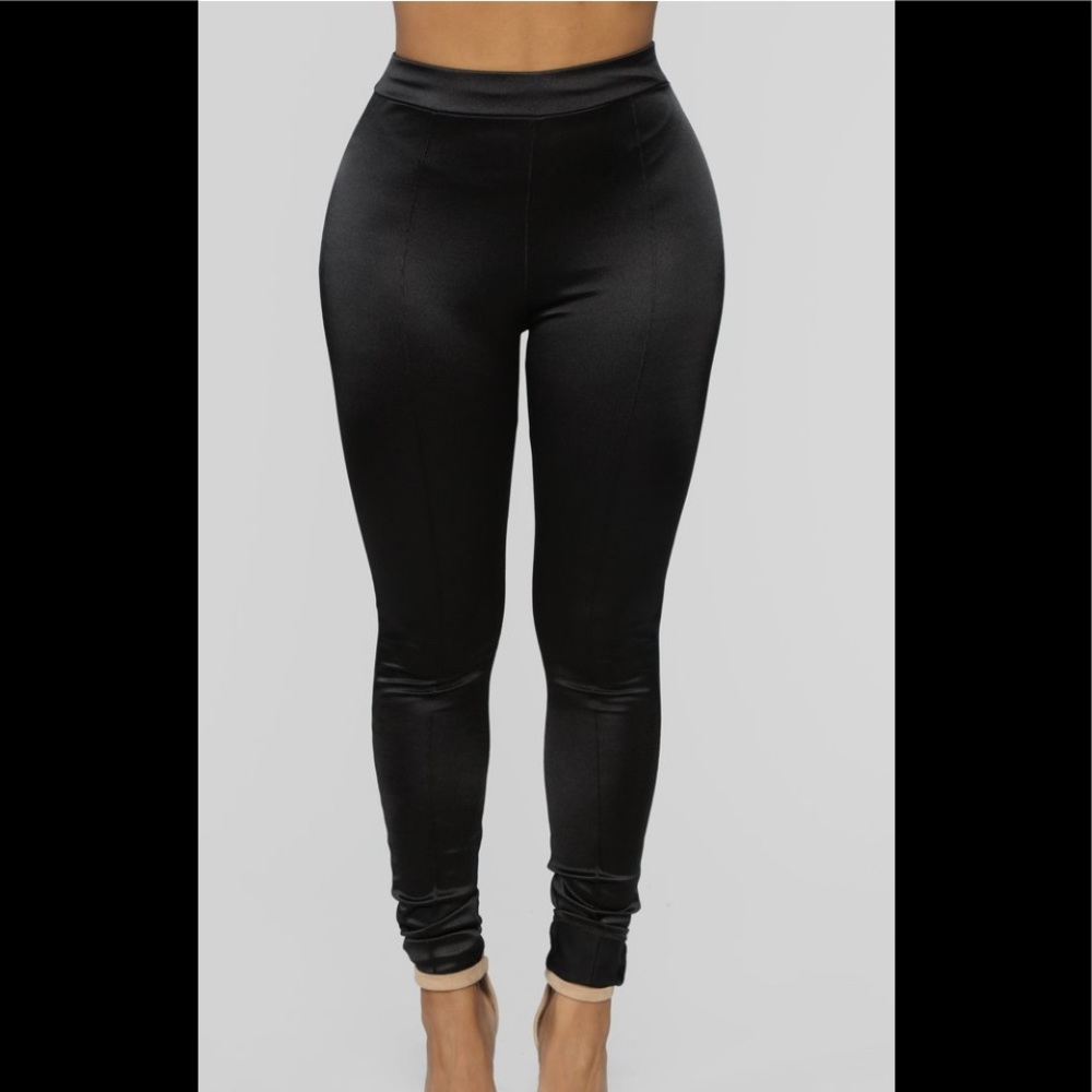 Black Shiny leggings